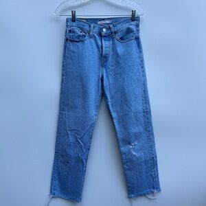 Levi’s Wedgie Straight Light Wash Raw Hem Button Fly High Rise Jeans Size 25